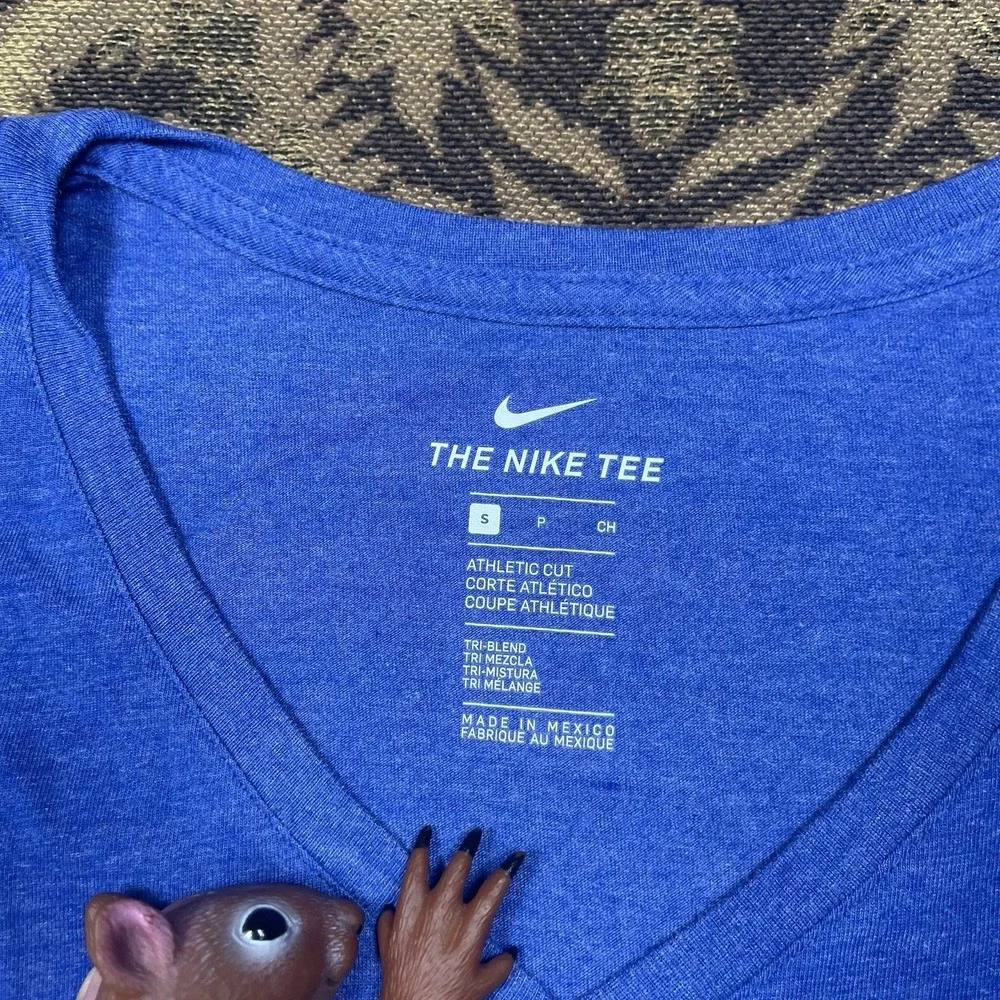 Nike Kansas City FC Soccer NWSL women's v-neck t-shirt Size Small New Blue